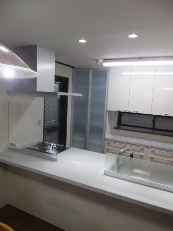 LIXIL製品で設備を新しく、これからも楽しく住める住まいに LIXIL製品で設備を新しく、これからも楽しく住める住まいに